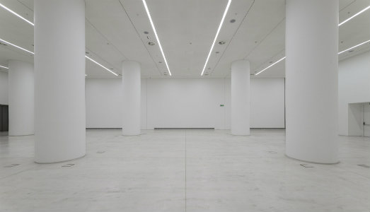 Dopo documenta? L’EMST di Atene riparte da una call sul vuoto